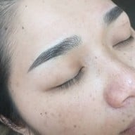 สักคิ้วสวยโดยอ.ธีร์