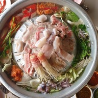 กิน พุง กาง หมูกระทะ