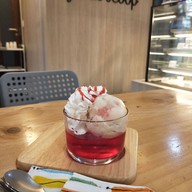 Janie Scoop นิมมาน