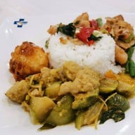 เมนูของร้าน ศูนย์อาหารโรงพยาบาลเซนต์หลุยส์