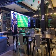 บรรยากาศ Sunshine Pool Bar โรงแรม เอส.อาร์.เรสซิเด้นซ์