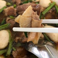เมนูของร้าน นายอ้วน ก๋วยเตี๋ยวเนื้อ/หมู
