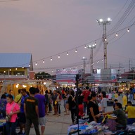บรรยากาศ ตลาดไนท์บ้านเกาะ