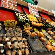 ตุ้มซูชิ ฟิวเจอร์พาร์ครังสิต