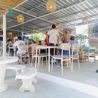 กิ๋นข้าวลำ Kin Khao Lam