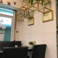 Gold Cafe