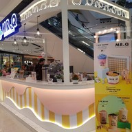 หน้าร้าน Mr.Q Taiwanese Dessert เซ็นทรัลปิ่นเกล้า