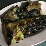 เมนูของร้าน ปลาเผารางน้ำ