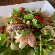 เมนูของร้าน ครัวชมจันทร์ นครนายก