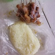 หมูปิ้งจิ๋ว สันติธรรม