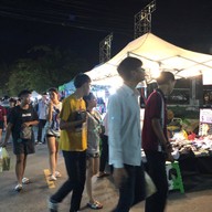 บรรยากาศ ตลาดนัด ม. เกษตร ศรีราชา
