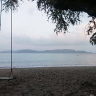 บรรยากาศ จุดกางเต็นท์ หาดสอ