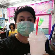 ระเบียงน้ำ-ชานมไข่มุก