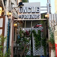 Uncle & Friends Rustic Cafe Oldtown