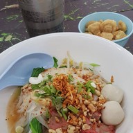 ก๋วยเตี๋ยวดู๋ดี๋