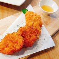 เมนูของร้าน The Iconic Cafe' & Restaurant