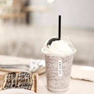 The White Cafe Milk&Toast