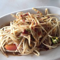 เมนูของร้าน เพียรศรี ส้มตำ ไก่ย่างเหรียญทอง