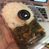 ขาหมูบ่อนไก่ ร้านระเบียงทอง บ่อนไก่ ลุมพินี