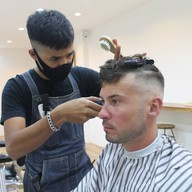 บรรยากาศ TWONINE BARBER เฉวง เกาะสมุย