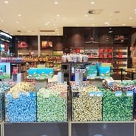 บรรยากาศ Lindt DFO Brisbane