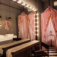 Fly Me to the Moon Pole & Aerial studio