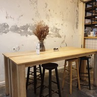 Mac-Chiato House Cake Box