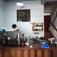บรรยากาศ วิทยา Brew Specialty Coffee