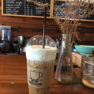 เมนูของร้าน Intip Cafe'