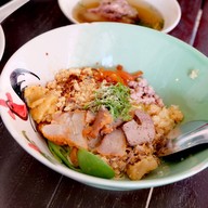 เมนูของร้าน ก๋วยเตี๋ยวสุโขทัย by พี่นิด