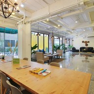 D Varee Xpress Pula Silom