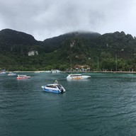 ท่าเรืออ่าวต้นไทร