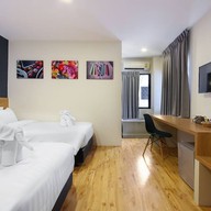 D Varee Xpress Pula Silom