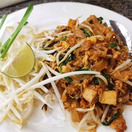 เมนูของร้าน 369 ผัดไทยกุ้งสด