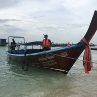 หาดแหลมตง