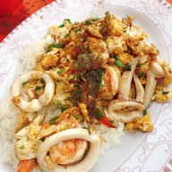 เมนูของร้าน อาหารบ้านน้องซออุล ข้างธนาคารกรุงเทพ สาขาบ้านบึง ( ร้านข้าวต้มกระดูกอ่อน )