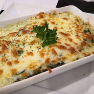 เมนูของร้าน Hideout Grill & Bistro Khonkaen