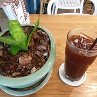 Burkta Coffee ท่าแพ