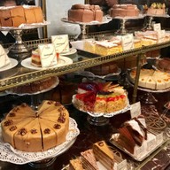 บรรยากาศ Demel (K.u.K. Hofzuckerbäcker Demel)