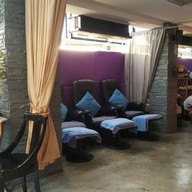 LE LEK MASSAGE ( it's used to be LE SPA SILOM) ร้านเลอสปาสีลม