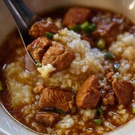 ข้าวต้มเจ๊นกแก้ว