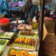 บรรยากาศ ส้มตำสากยาวตาแมว