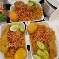 ข้าวหมกไก่อิสลามเมืองตรังสาขา5 บังป้อม (สูตรโบราณหุงด้วยเตาถ่าน) 5