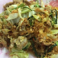 ป้าเล็ก หมูกระเทียมโบราณ