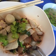 เมนูของร้าน ก๋วยเตี๋ยวต้มยำเจ้นิด