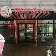หน้าร้าน Tasty Corner by BaLL หมุ่บ้านชลลดา