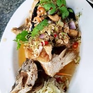 เมนูของร้าน ส้มตำดนตรี เทพารักษ์