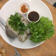 ครัวเมืองทอง อาหารตามสั่งลำแต้ ๆ ปากช่อง