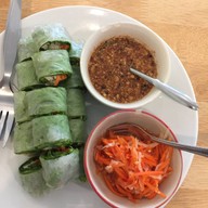 ครัวเมืองทอง อาหารตามสั่งลำแต้ ๆ ปากช่อง