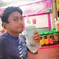 ระเบียงน้ำ-ชานมไข่มุก